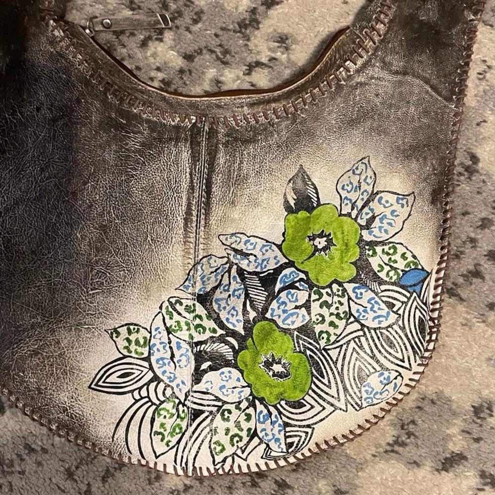 Metallic Silver Painted Floral Hobo Bag Whipstitch Boho Vegan Leather - Picture 3 of 3